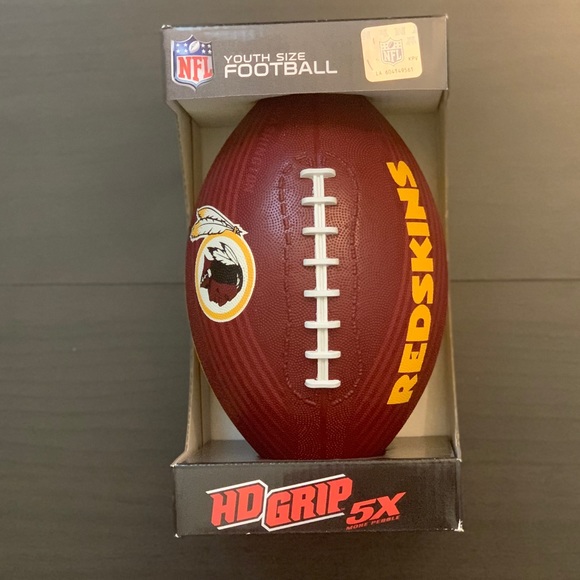 Retro Washington Redskins Football - Picture 1 of 2